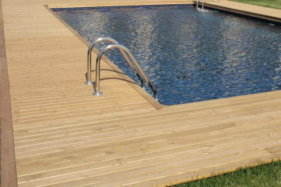 6 tarima de pino piscina perimetro